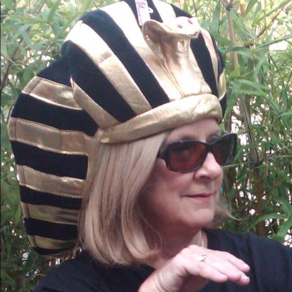 Meet your Posher, Peggy